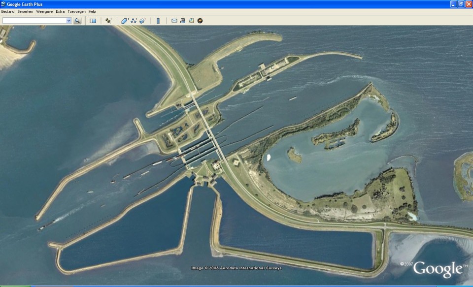 Open 'Google Earth Art' in Google Earth